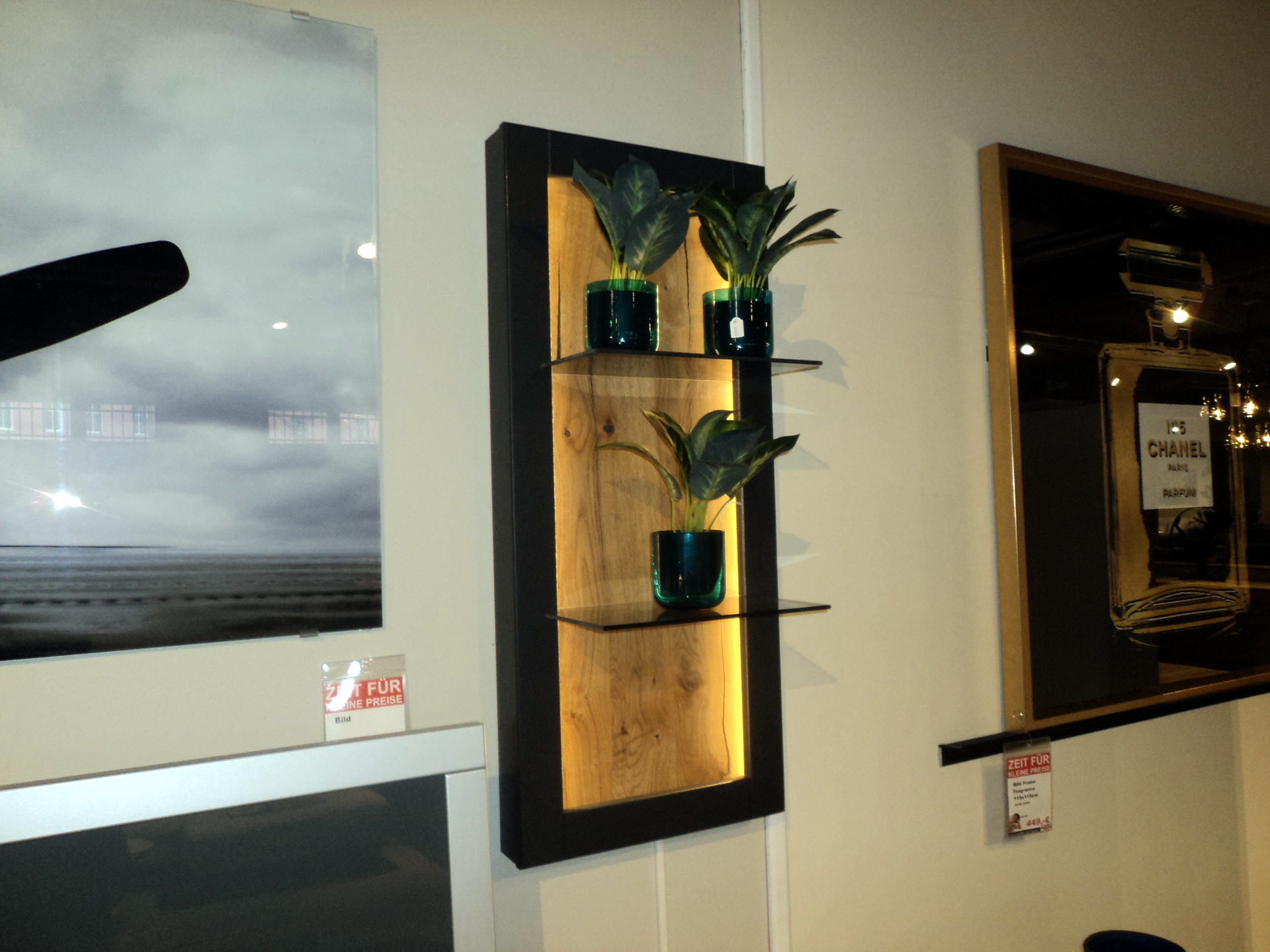 Wohnwand in Lack schwarzgrau/Wildeiche geölt