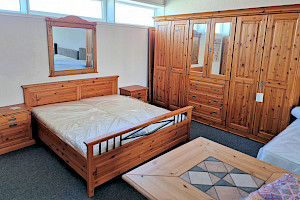 Schlafzimmer Kiefer Bernstein massiv