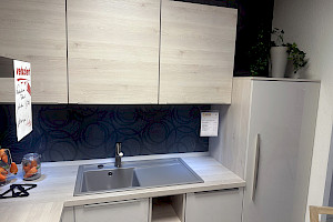 Einbauküche Flash, seidengrau Hochglanz