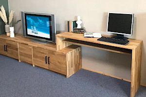 Wohnwand TV Board Schreibtisch Wildeiche massiv