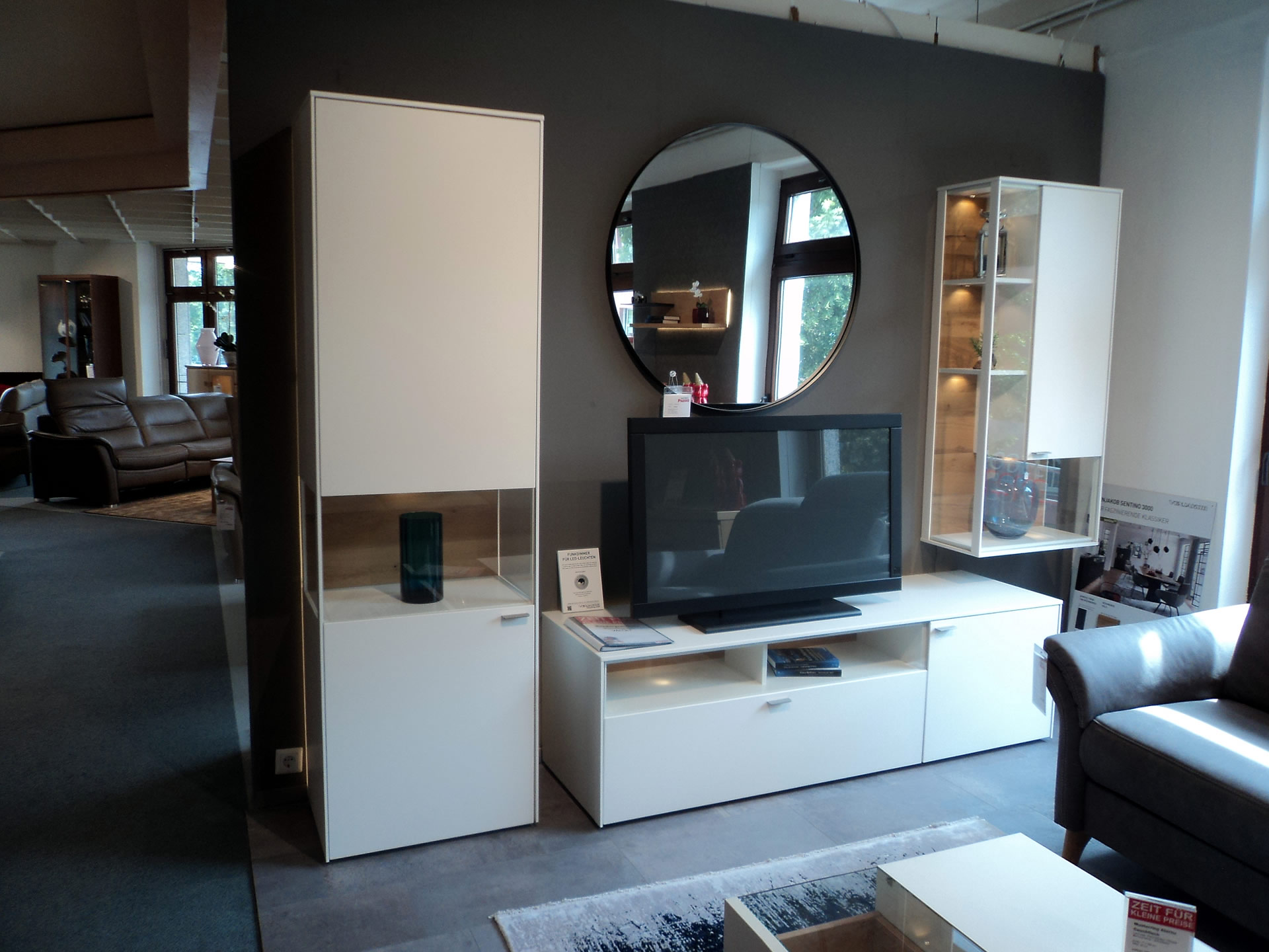 Venjakob Wohnkombi in Lack kristallweiß