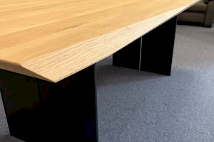 Esstisch Eiche massiv, Massivholz Tisch 1